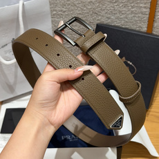 普家✨ Leather Belt 33mm 皮革腰带此款腰带设计简约精致,采用细腻皮革打造,呈现柔软自然 普家✨ Leather Belt 33mm 皮革腰带此款腰带设计简约精致,采用细腻皮革打造,呈现柔软自然