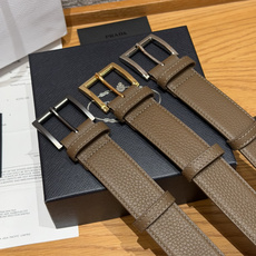 普家✨ Leather Belt 33mm 皮革腰带此款腰带设计简约精致,采用细腻皮革打造,呈现柔软自然 普家✨ Leather Belt 33mm 皮革腰带此款腰带设计简约精致,采用细腻皮革打造,呈现柔软自然