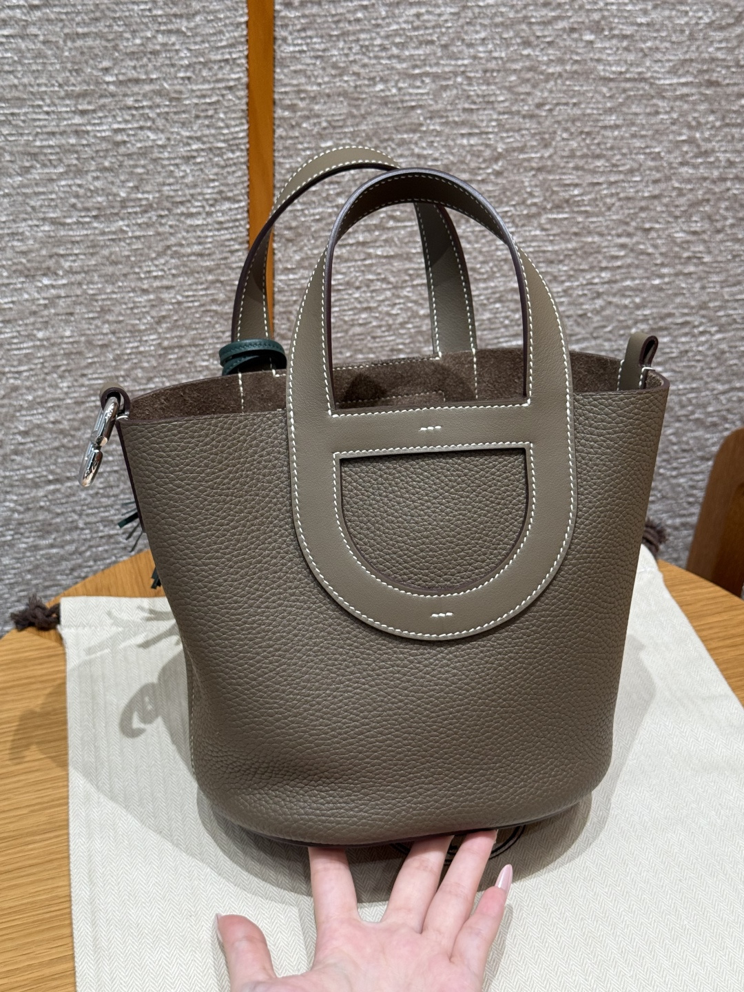 에르메스 피코탄 18 cm 가방 상세 이미지 2