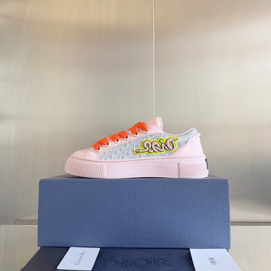 顶级版本:情侣款
迪奥Dior B33系列 最新蛇年限定 情侣款 休闲 运动鞋 滑板鞋
原版购入开发 做