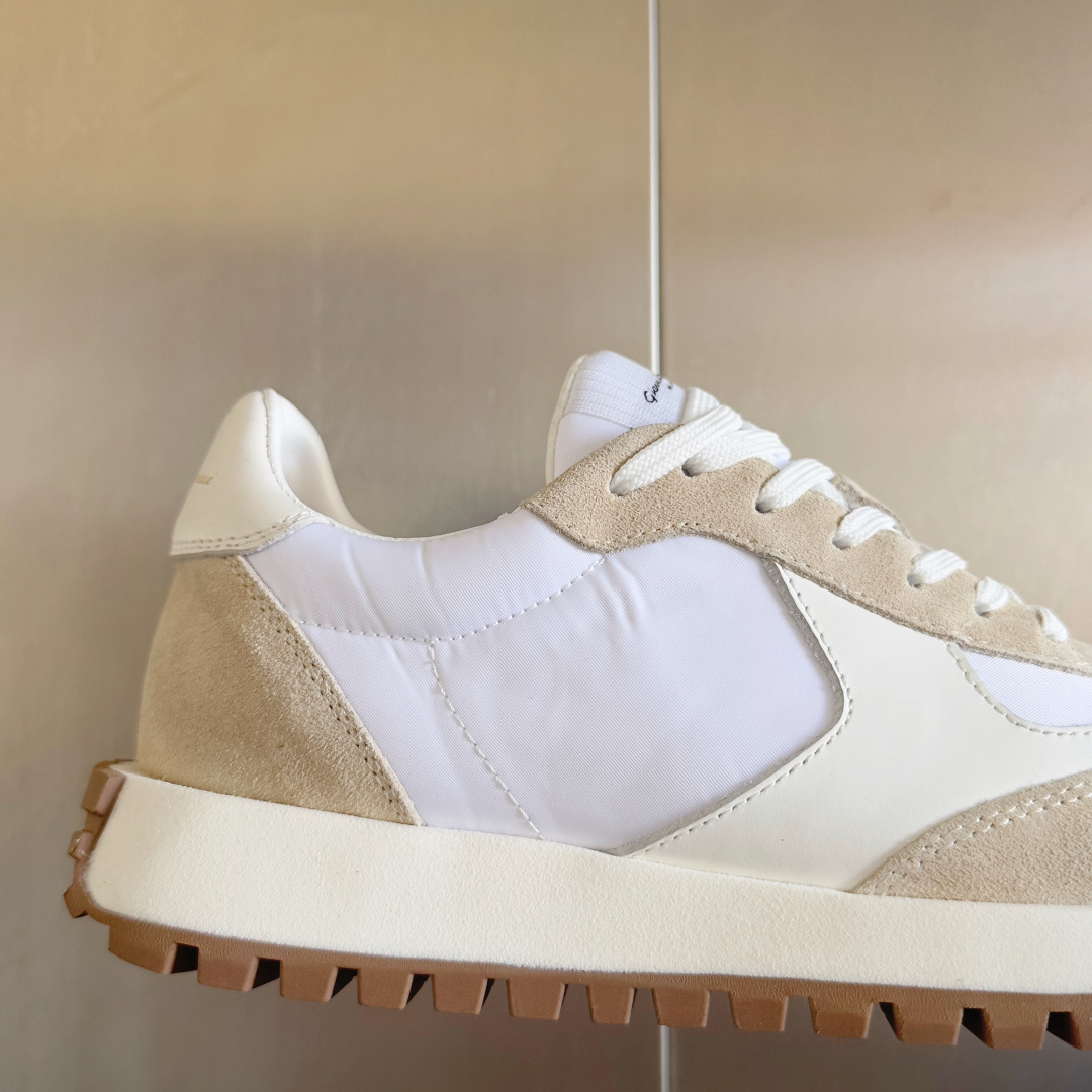 Gianvito Rossi Gravel Series Velvet Sneakers with Thick Base for Leisure Couple. - 图片 8