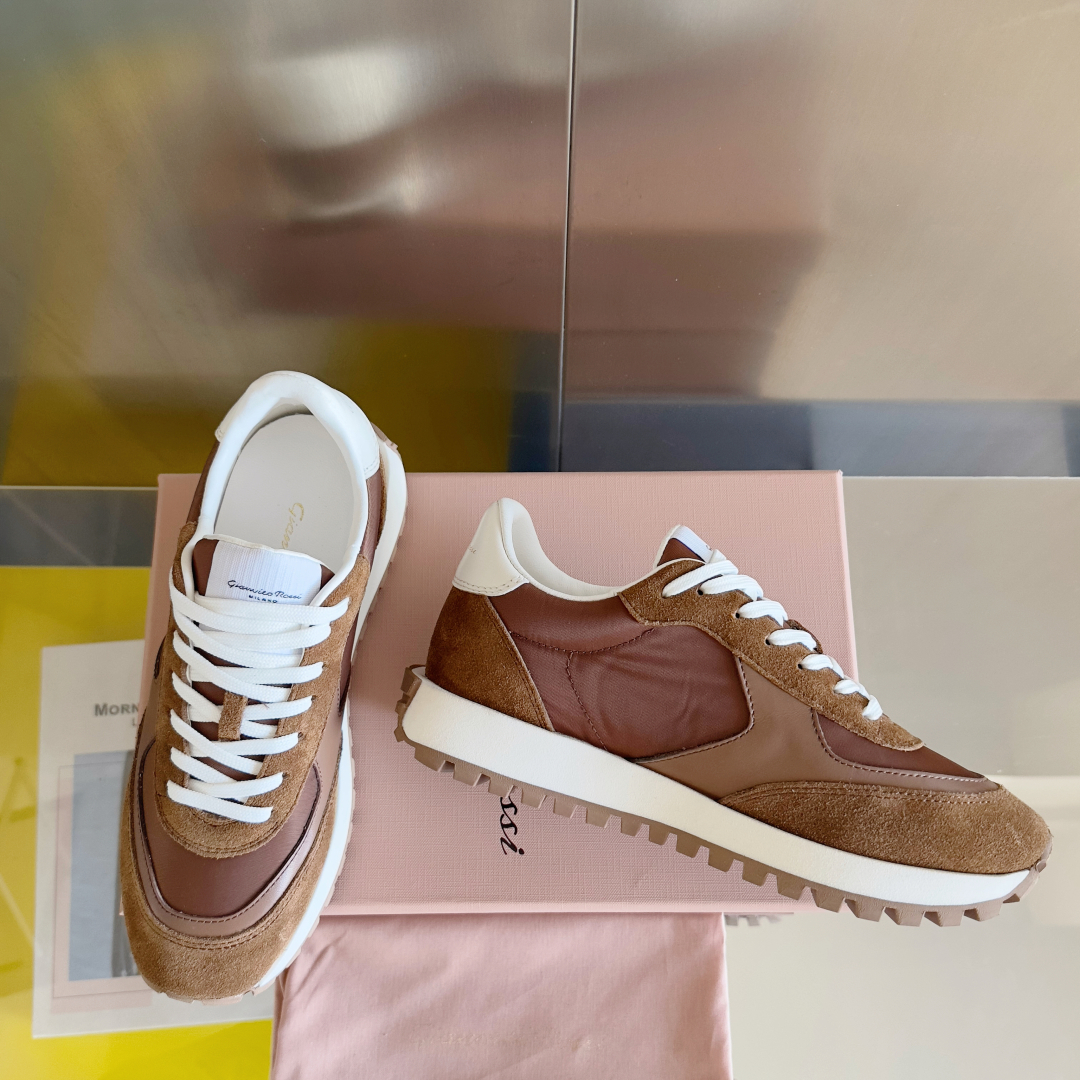 Gianvito Rossi Gravel Series Couple Sneakers with Thick Base and Velvet Design - 图片 3
