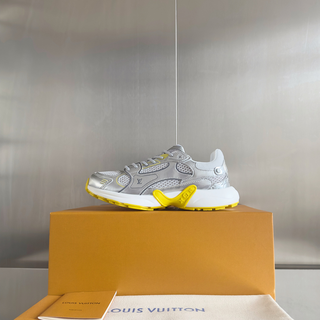 顶级版本:情侣款
LV 路易威登L家 驴牌 最新Olympia系列 情侣款 银角大王 休闲 运动鞋 跑鞋