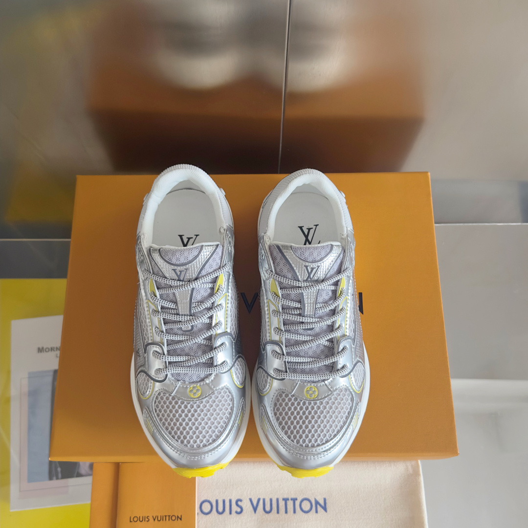 顶级版本:情侣款
LV 路易威登L家 驴牌 最新Olympia系列 情侣款 银角大王 休闲 运动鞋 跑鞋