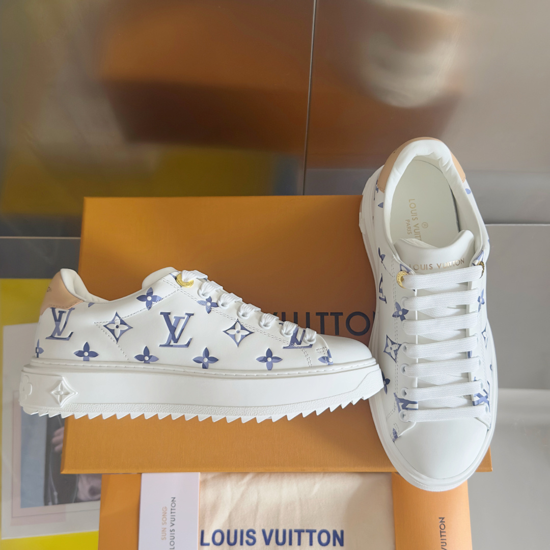 顶级版本:女款
LV x TM村上隆 联名款 驴牌 L家 Time Out 樱花系列 休闲 小白鞋 运动