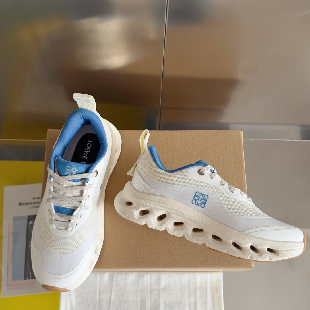 顶级版本:情侣款(莞货
LOEWE x On Cloudtilt 2.0 罗意威/昂跑 联名合作款 休闲