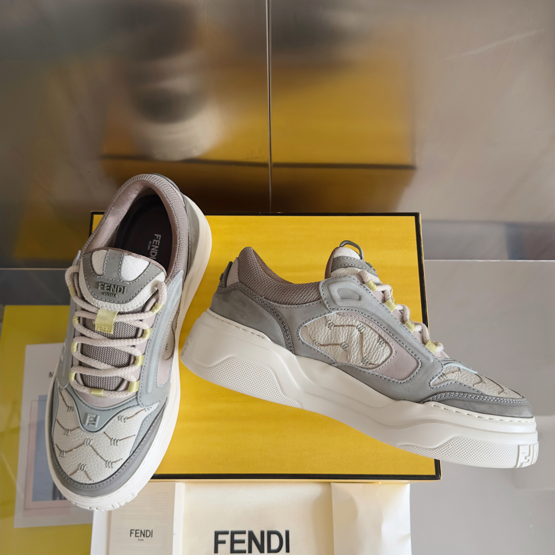 顶级版本：男款
Fendi 芬迪 最新 Force系列 FF厚底 休闲 运动鞋 板鞋
原版购入开发 做货