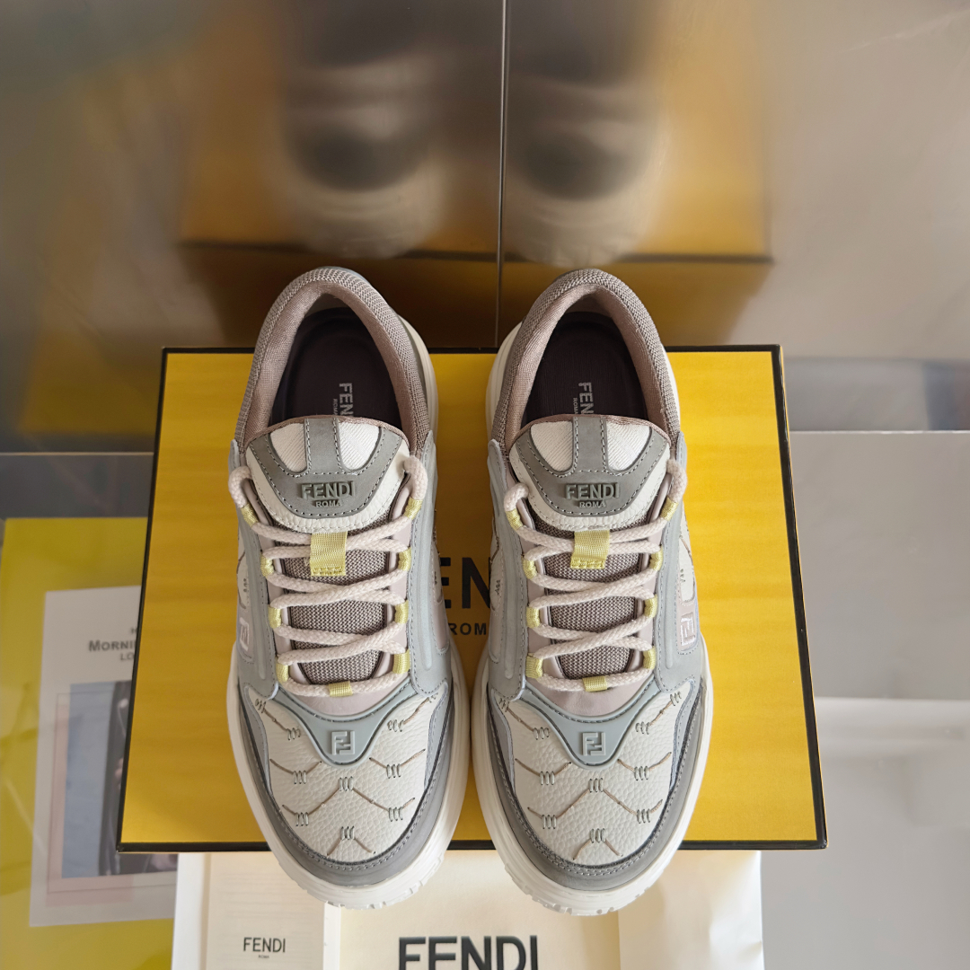 顶级版本：男款
Fendi 芬迪 最新 Force系列 FF厚底 休闲 运动鞋 板鞋
原版购入开发 做货