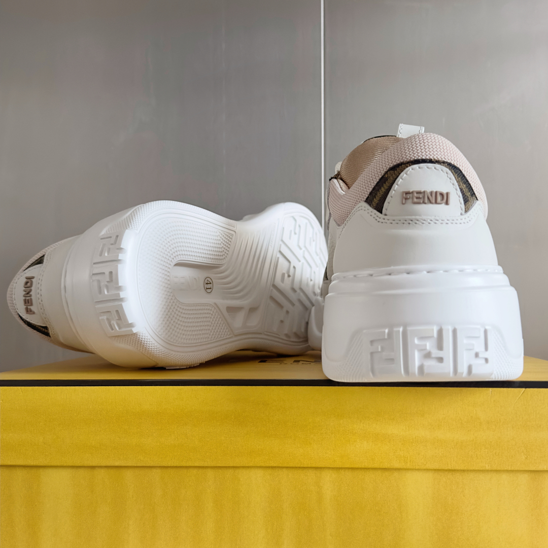 顶级版本：男款
Fendi 芬迪 最新 Force系列 FF厚底 休闲 运动鞋 板鞋
原版购入开发 做货