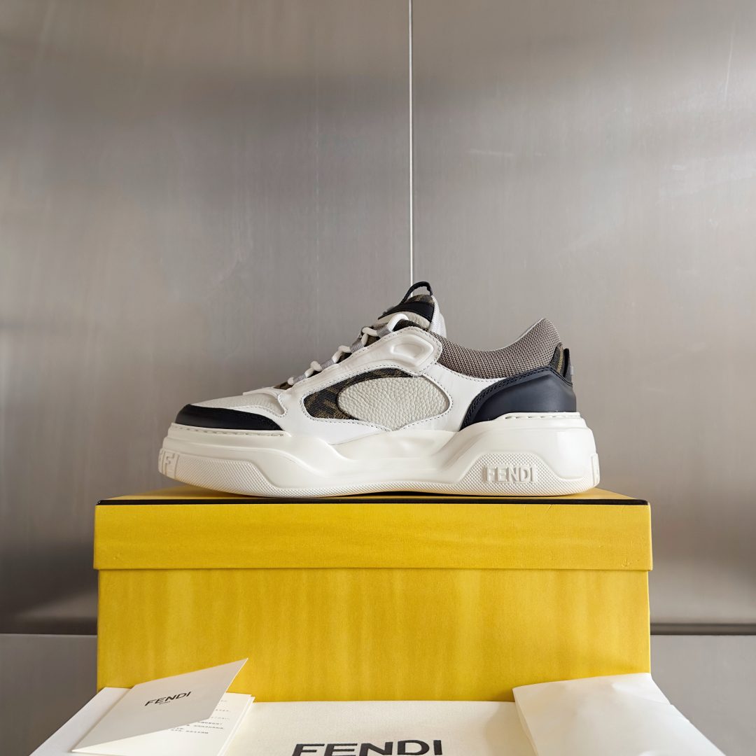 顶级版本：男款
Fendi 芬迪 最新 Force系列 FF厚底 休闲 运动鞋 板鞋
原版购入开发 做货