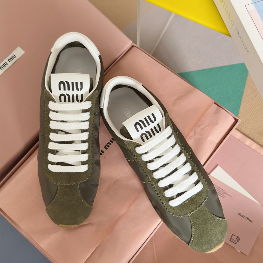 顶级版本：女款
miumiu缪缪 最新 复古 德训鞋 阿甘鞋 休闲 运动鞋
原版购入开发 做货 这款Mi