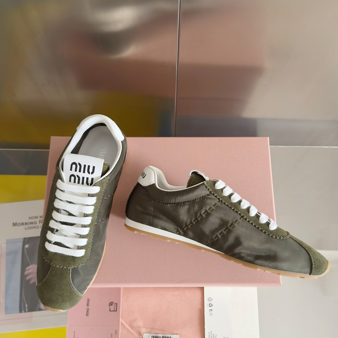 顶级版本：女款
miumiu缪缪 最新 复古 德训鞋 阿甘鞋 休闲 运动鞋
原版购入开发 做货 这款Mi