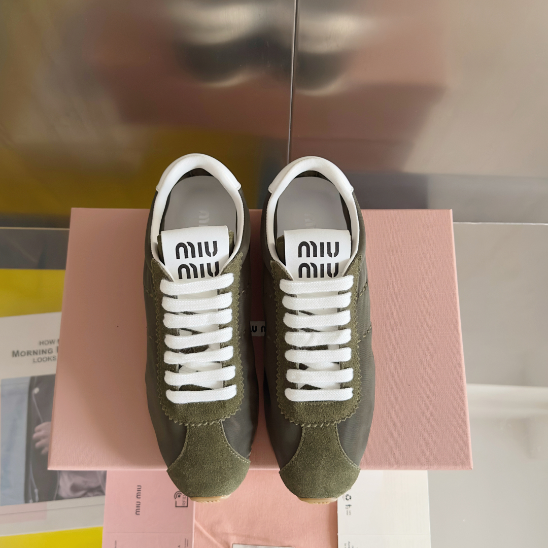 顶级版本：女款
miumiu缪缪 最新 复古 德训鞋 阿甘鞋 休闲 运动鞋
原版购入开发 做货 这款Mi