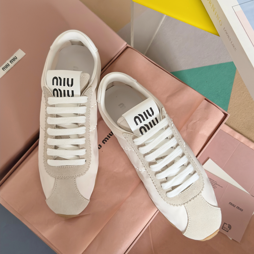 顶级版本：女款
miumiu缪缪 最新 复古 德训鞋 阿甘鞋 休闲 运动鞋
原版购入开发 做货 这款Mi