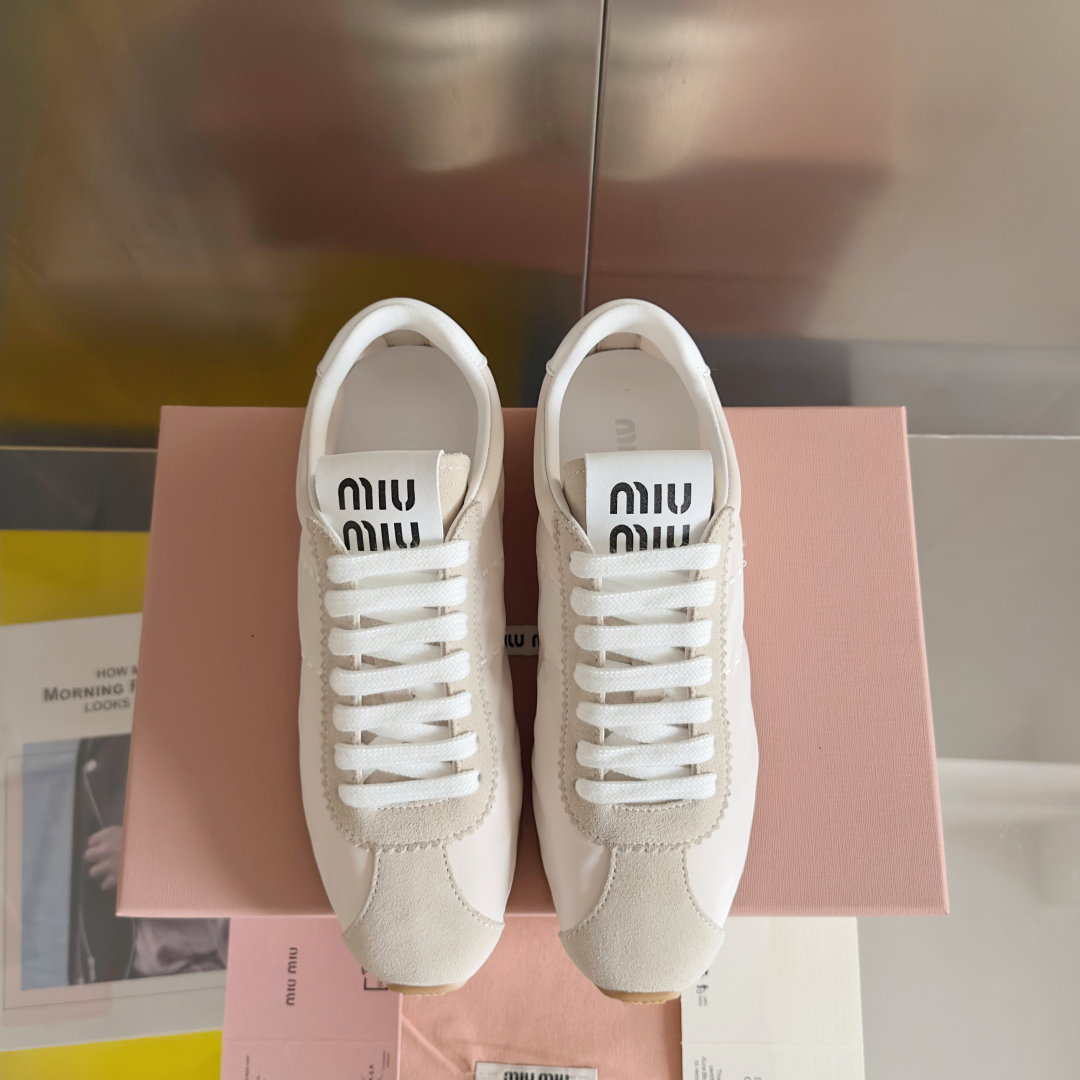 顶级版本：女款
miumiu缪缪 最新 复古 德训鞋 阿甘鞋 休闲 运动鞋
原版购入开发 做货 这款Mi
