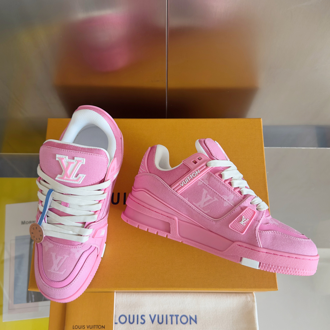 顶级版本:女款
LV 路易威登L家 驴牌 Trainer系列 情侣款 休闲 运动鞋 滑板鞋
原版购入开发