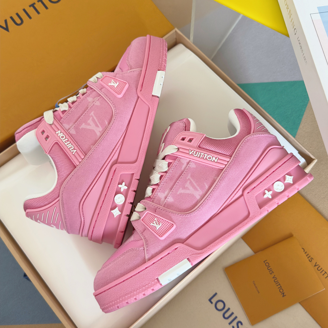 顶级版本:女款
LV 路易威登L家 驴牌 Trainer系列 情侣款 休闲 运动鞋 滑板鞋
原版购入开发