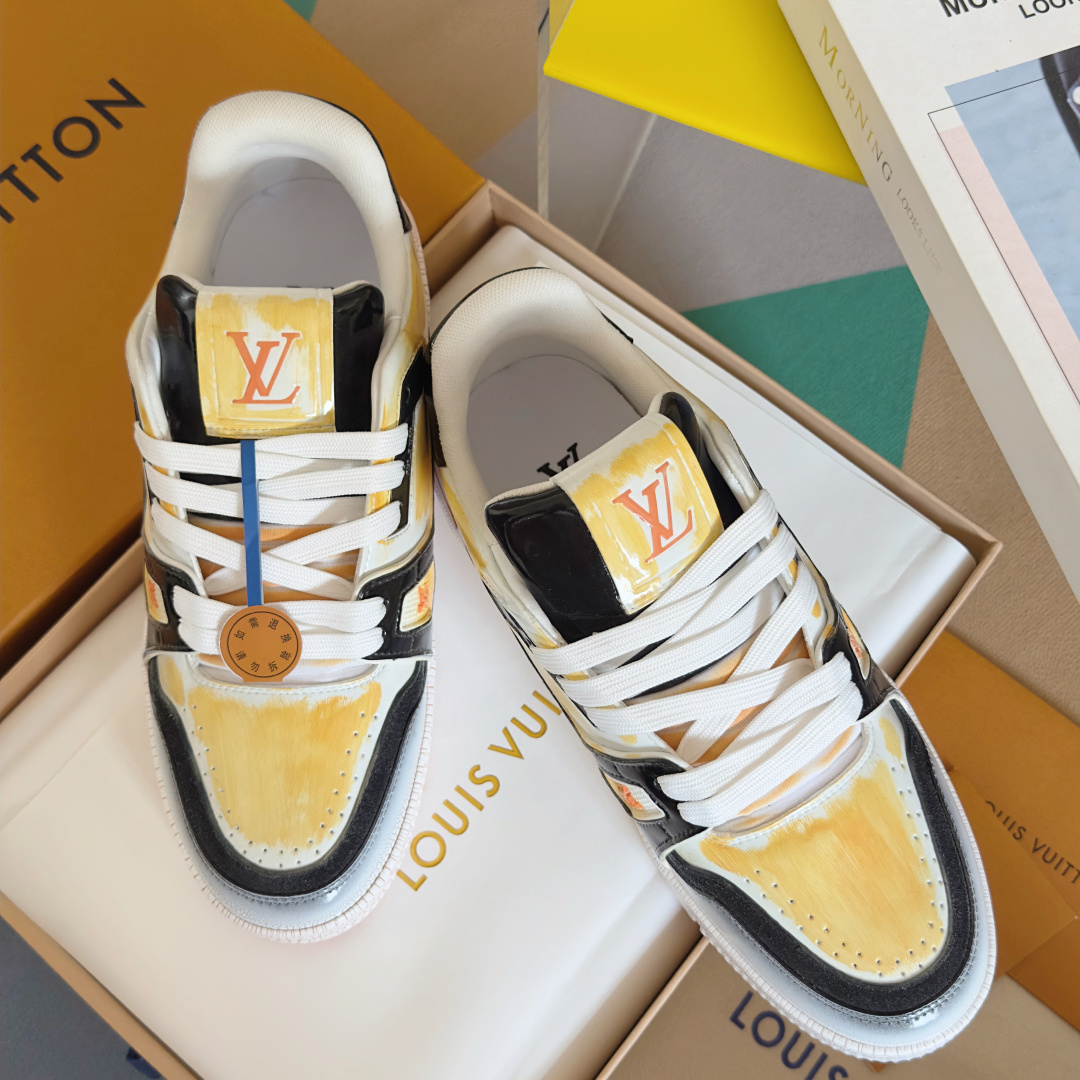 顶级版本:情侣款
LV TARINE路易威登L家 驴牌 情侣款 休闲 运动鞋 滑板鞋
原版购入开发 做货