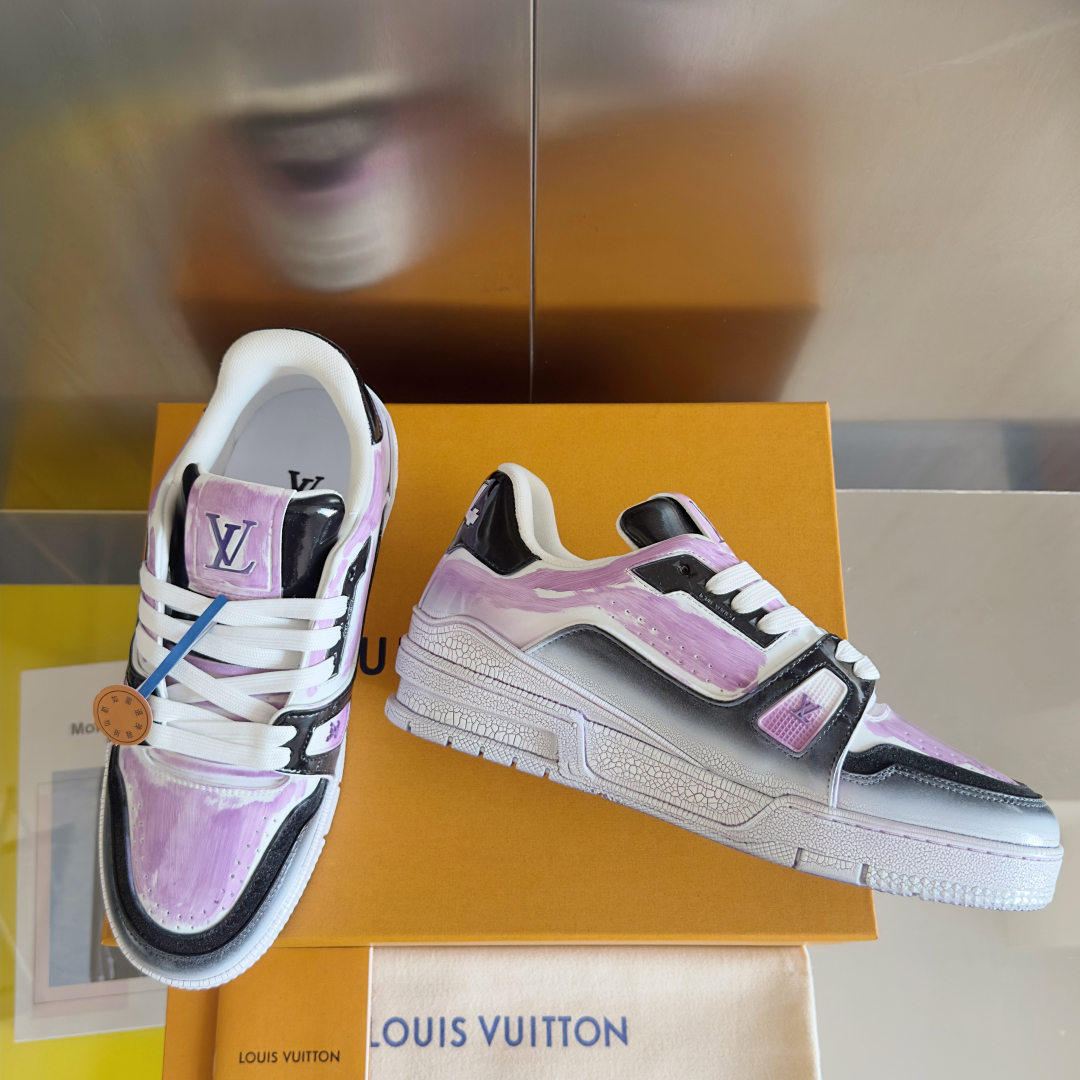 顶级版本：情侣款
LV TARINE路易威登L家 驴牌 情侣款 休闲 运动鞋 滑板鞋
原版购入开发 做货