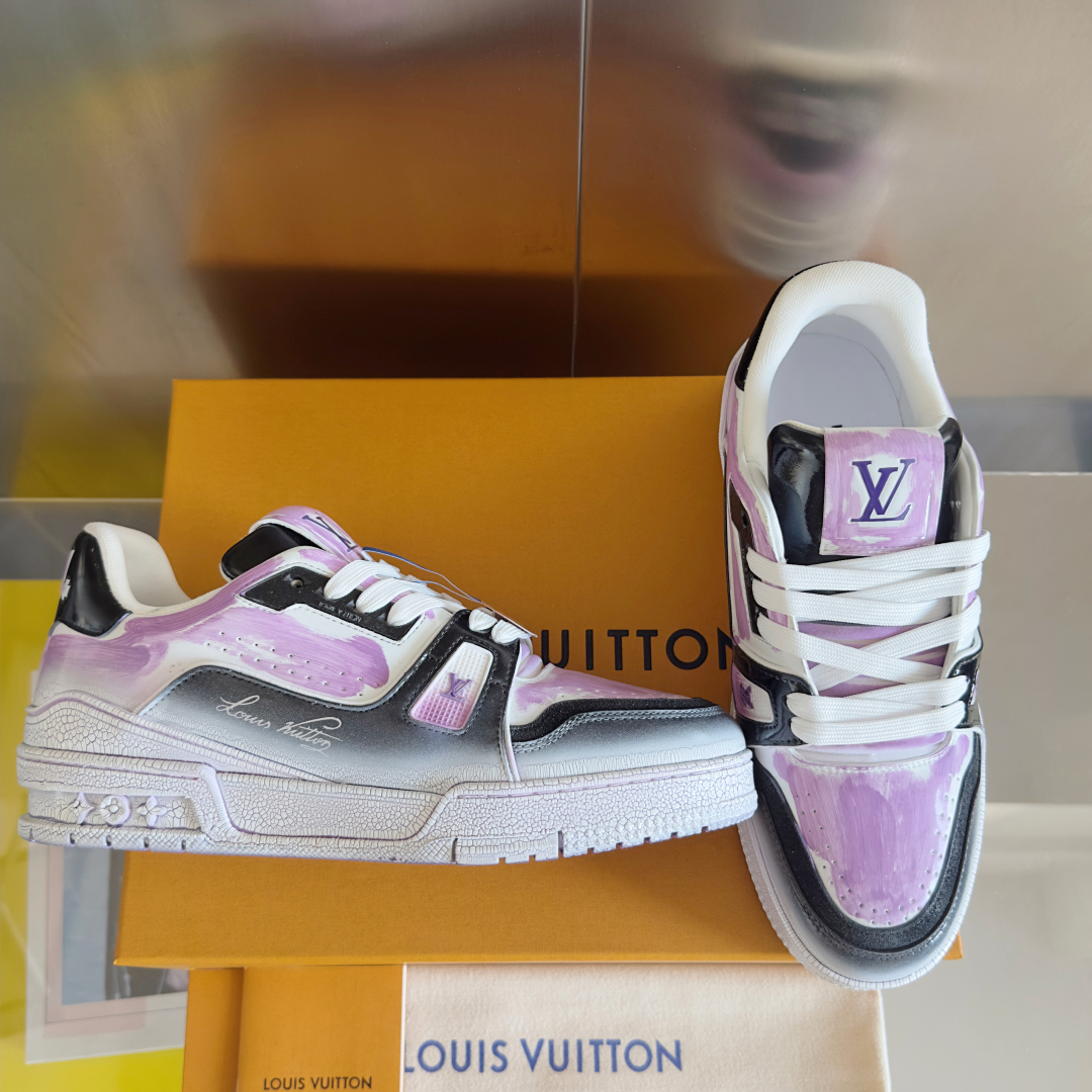 顶级版本：情侣款
LV TARINE路易威登L家 驴牌 情侣款 休闲 运动鞋 滑板鞋
原版购入开发 做货