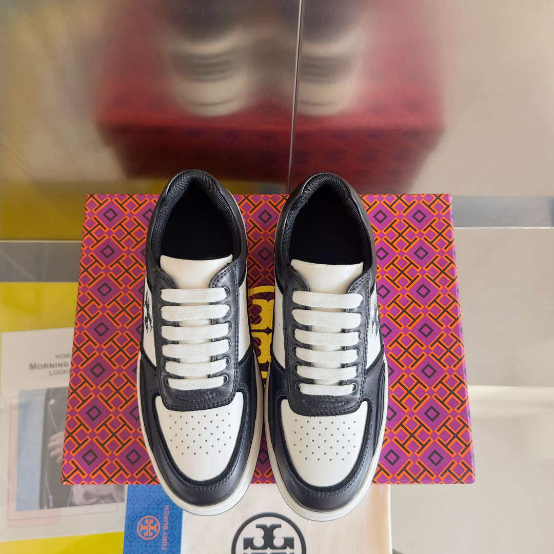 顶级版本:女款
Tory Burch 汤丽柏琦 TB最新Clover Court 系列 厚底 休闲 运动