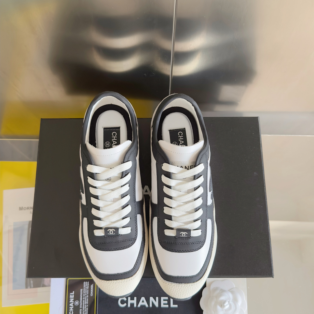 顶级版本:男款
Chanel香奈儿 25。 熊猫配色 德训鞋 休闲 运动鞋 棒球鞋
原版购入开发 做货