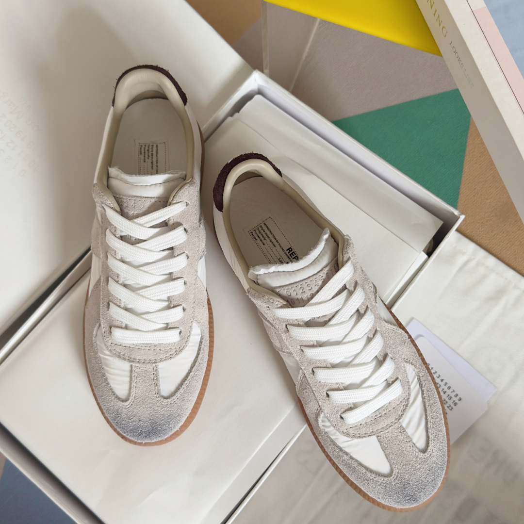Maison Margiela MM6 Replica Sneakers: Leather Trim, Classic Style 2 cmp i1744551759751 2503 0 0