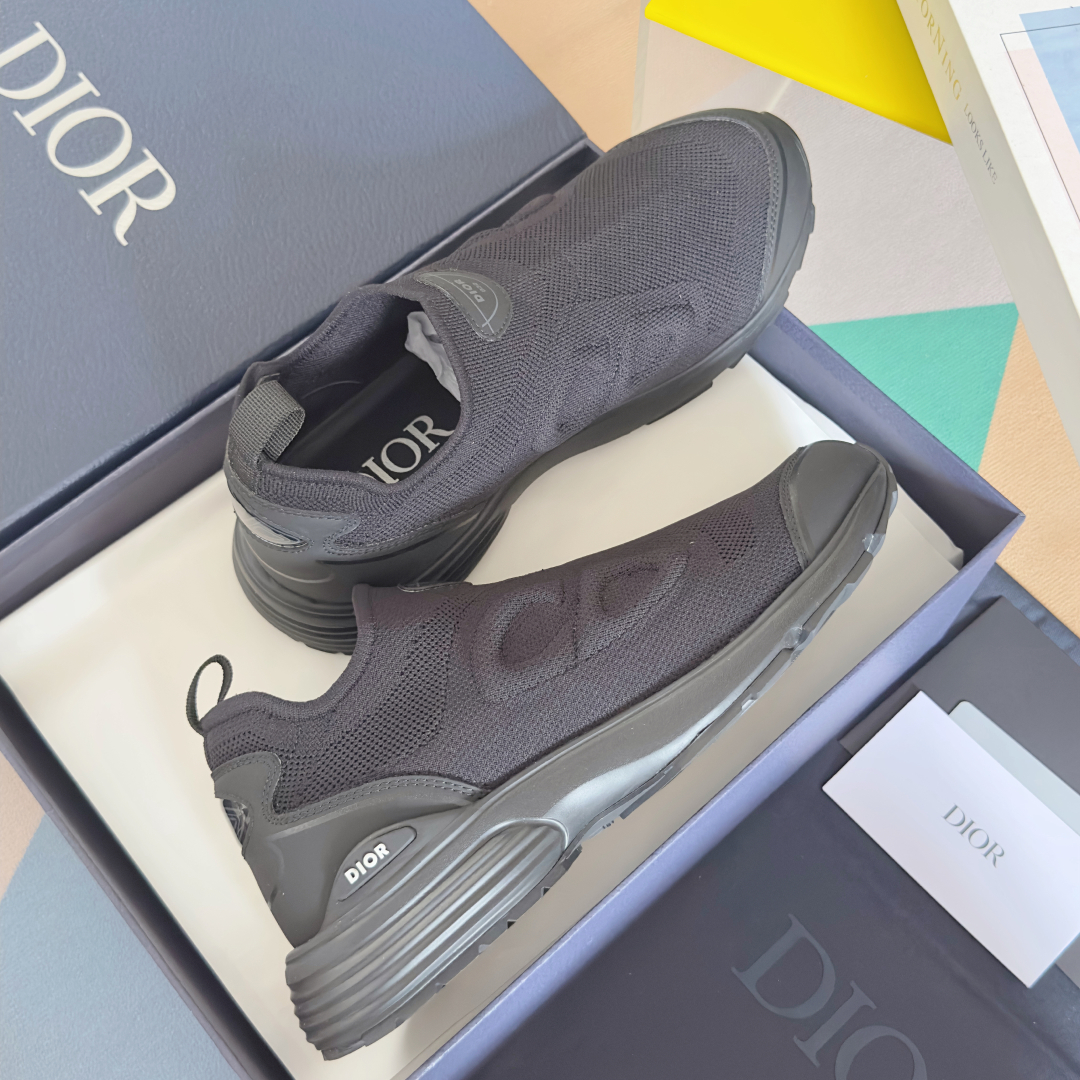 顶级版本：
Dior迪奥 B30 系列 Countdown 针织 飞织 休闲 运动鞋
原版购入开发 做货