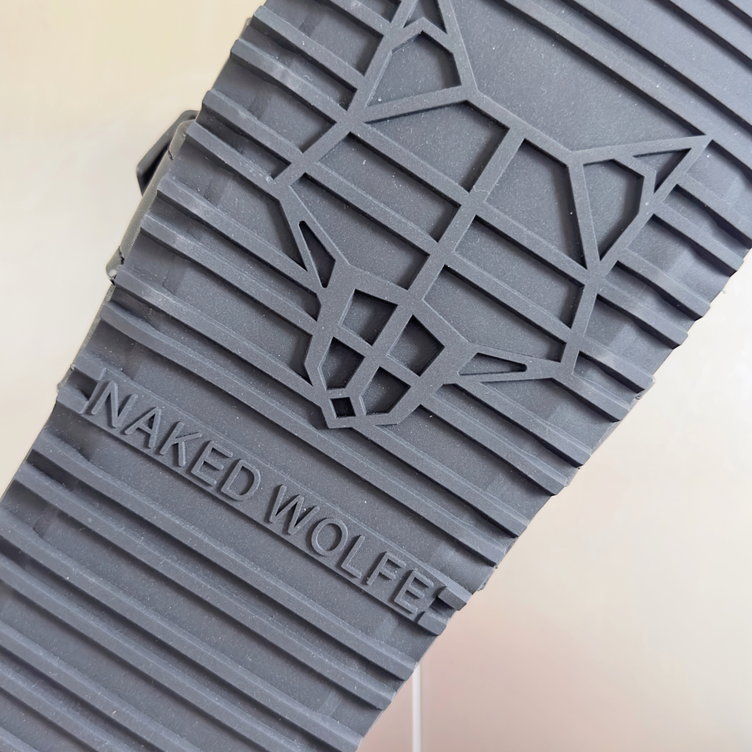 顶级版本：男款
Naked Wolfe 耐科沃夫 英国潮牌 狐狸 厚底 狼头 一字 夹脚 人字 凉拖鞋
