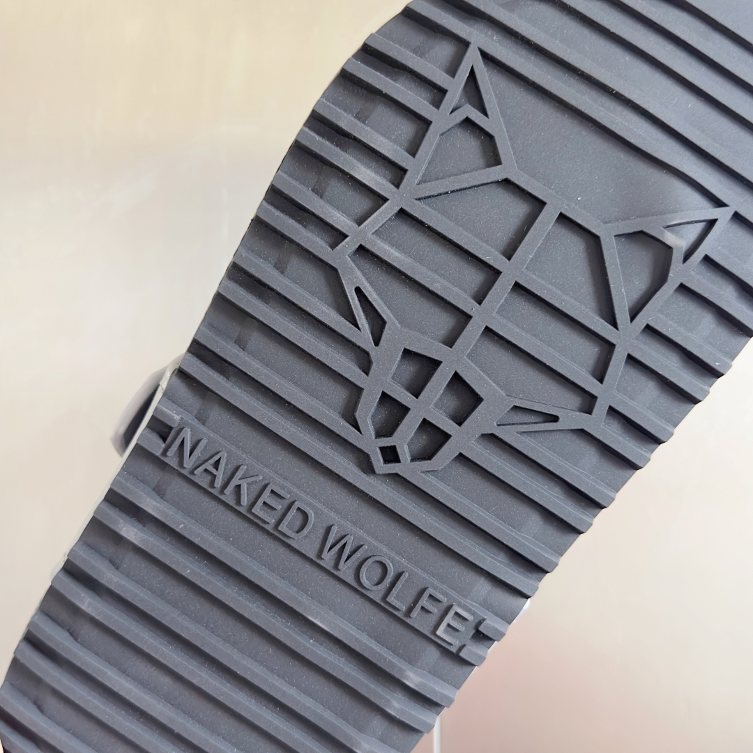 顶级版本：男款
Naked Wolfe 耐科沃夫 英国潮牌 狐狸 厚底 狼头 一字 夹脚 人字 凉拖鞋
