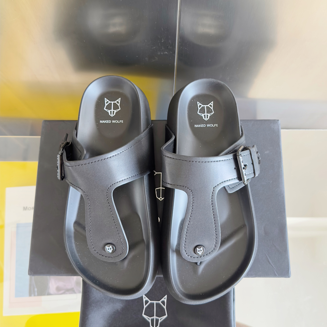 顶级版本：男款
Naked Wolfe 耐科沃夫 英国潮牌 狐狸 厚底 狼头 一字 夹脚 人字 凉拖鞋
