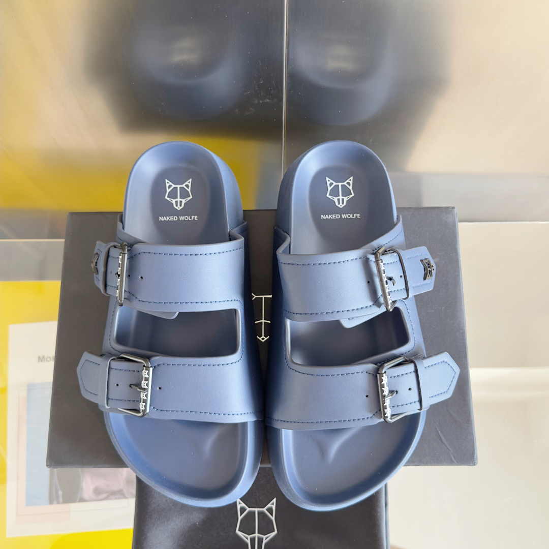 顶级版本：男款
Naked Wolfe 耐科沃夫 英国潮牌 狐狸 厚底 狼头 一字 夹脚 人字 凉拖鞋
