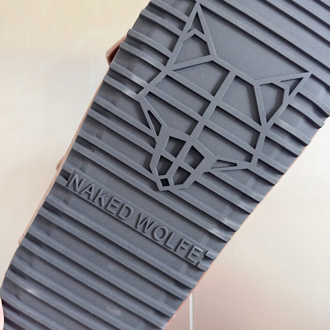 顶级版本：男款
Naked Wolfe 耐科沃夫 英国潮牌 狐狸 厚底 狼头 一字 夹脚 人字 凉拖鞋
