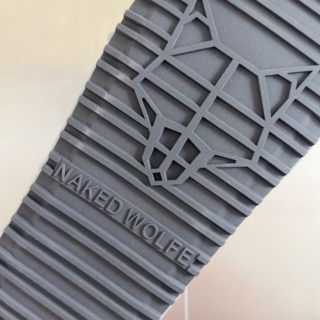 顶级版本：男款
Naked Wolfe 耐科沃夫 英国潮牌 狐狸 厚底 狼头 一字 夹脚 人字 凉拖鞋
