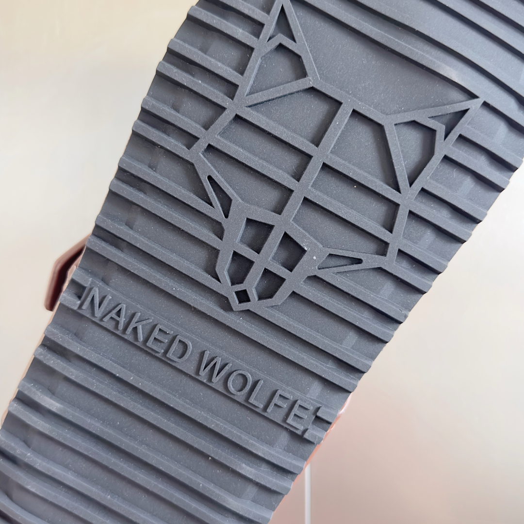 顶级版本：男款
Naked Wolfe 耐科沃夫 英国潮牌 狐狸 厚底 狼头 一字 夹脚 人字 凉拖鞋
