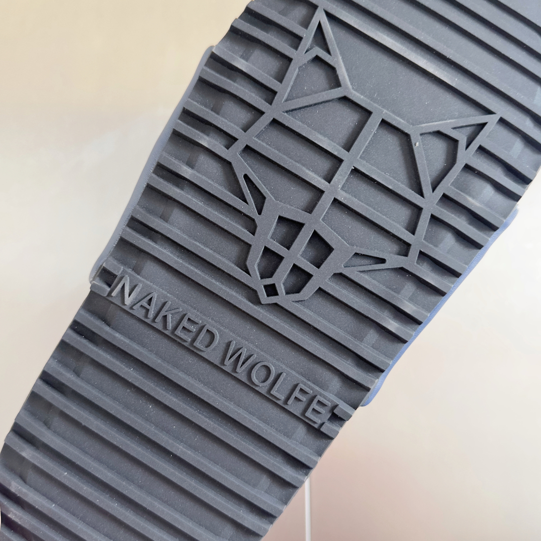 顶级版本：男款
Naked Wolfe 耐科沃夫 英国潮牌 狐狸 厚底 狼头 一字 夹脚 人字 凉拖鞋
