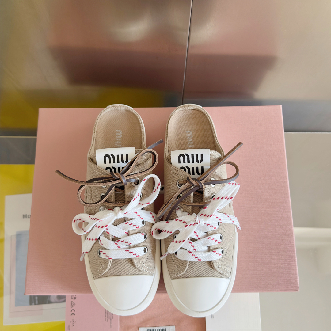 顶级版本：女款
MiuMiu 缪缪 最新款 水洗 丹宁 牛仔布 帆布鞋 厚底 休闲 运动鞋 
原版购入开