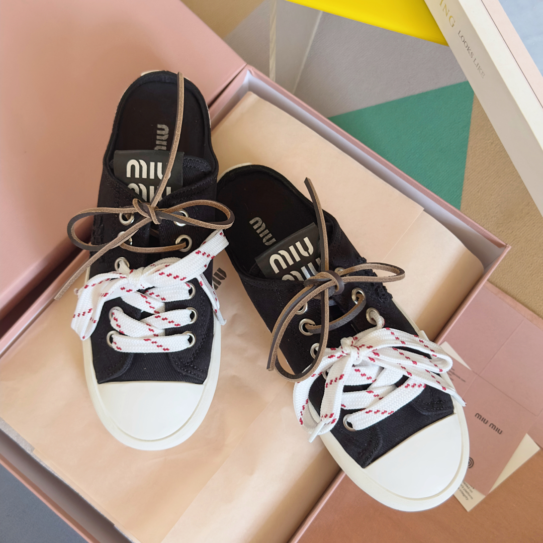 顶级版本：女款
MiuMiu 缪缪 最新款 水洗 丹宁 牛仔布 帆布鞋 厚底 休闲 运动鞋 
原版购入开