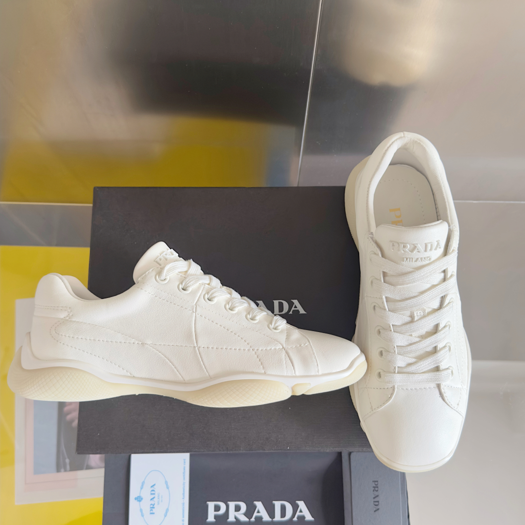 顶级版本：女款
Prada普拉达 P家Nappa系列 厚底 休闲 运动鞋
原版购入开发 做货 这款Nap