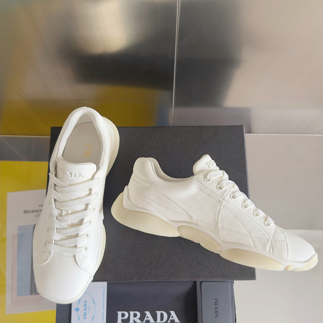顶级版本：女款
Prada普拉达 P家Nappa系列 厚底 休闲 运动鞋
原版购入开发 做货 这款Nap