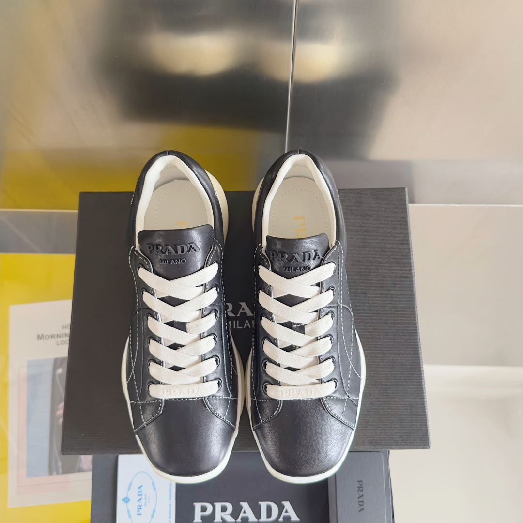 顶级版本：女款
Prada普拉达 P家Nappa系列 厚底 休闲 运动鞋
原版购入开发 做货 这款Nap