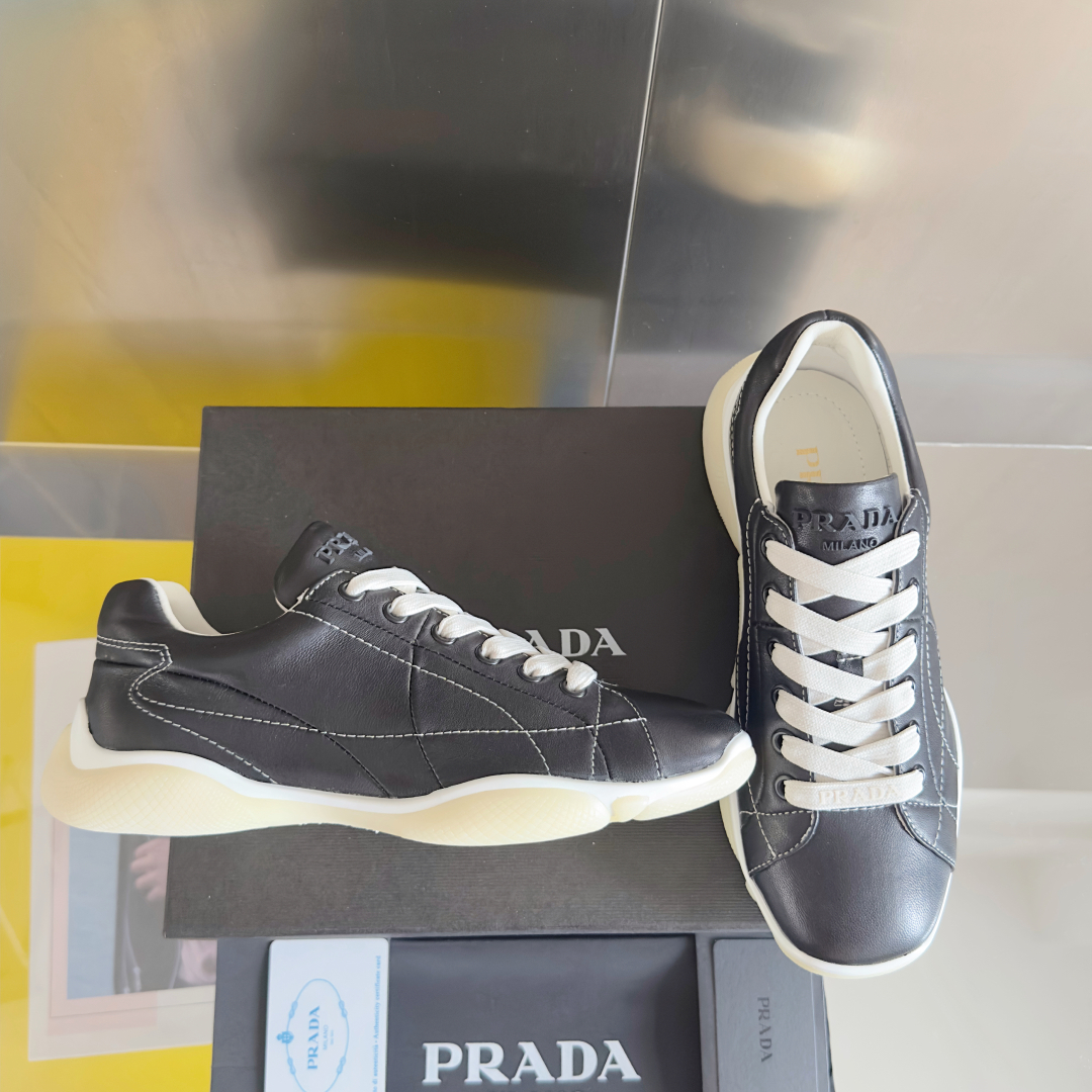顶级版本：女款
Prada普拉达 P家Nappa系列 厚底 休闲 运动鞋
原版购入开发 做货 这款Nap