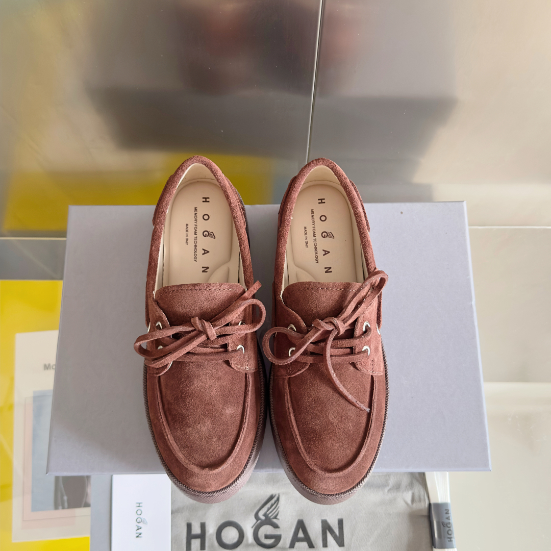 Hogan霍根 最新H681 H-Wrap系列 厚底 休闲 运动鞋
原版购入开发 做货 HOGAN H6