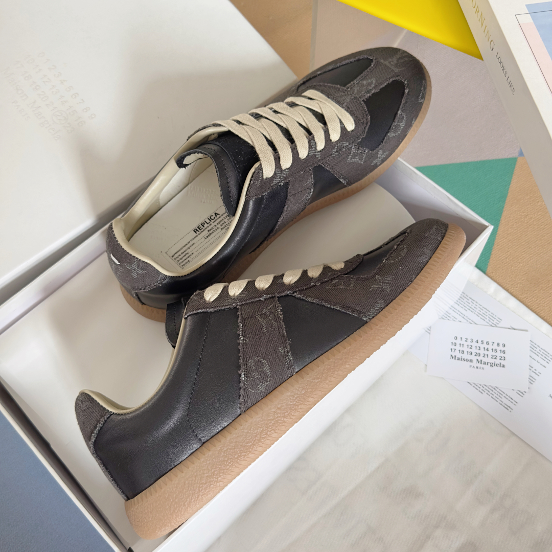 Maison Margiela MM6 Couple Sneakers-German Army Trainer-Leather and Fabric 4 cmp i1745492315072 5709 0 3