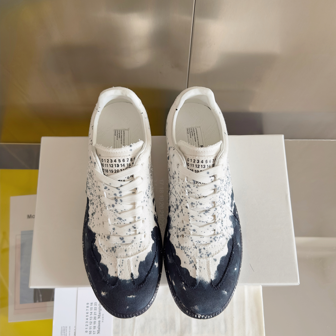 顶级版本：情侣款
MaisonMargiela MM6 马吉拉 情侣款 喷墨 涂鸦 帆布 德训鞋 休闲 