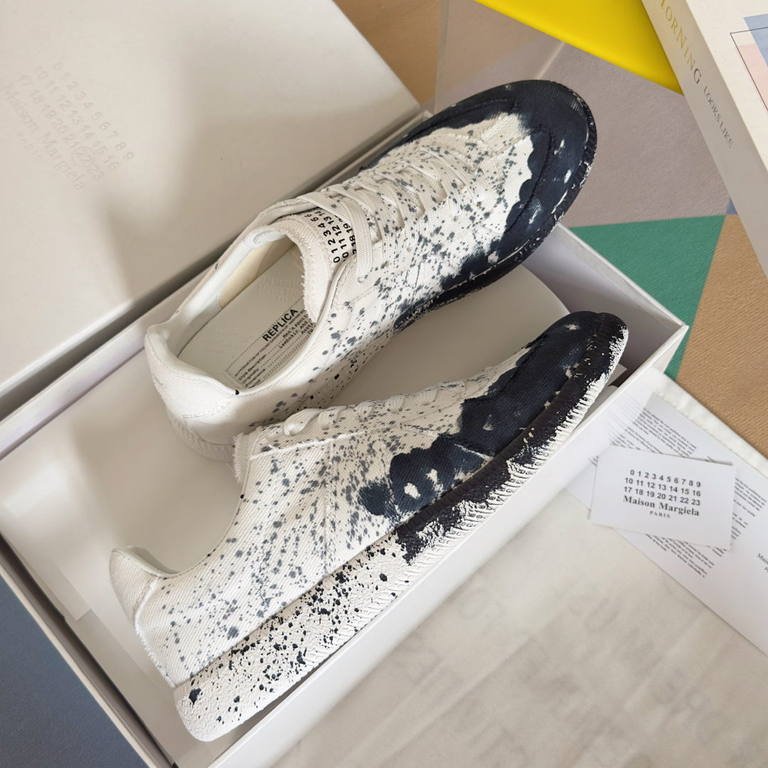 顶级版本：情侣款
MaisonMargiela MM6 马吉拉 情侣款 喷墨 涂鸦 帆布 德训鞋 休闲 