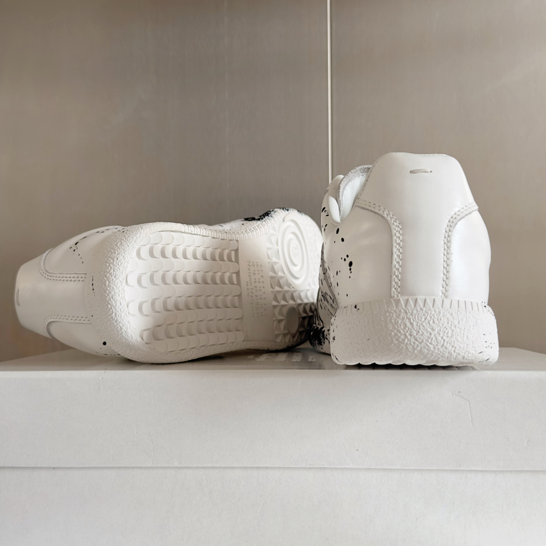 Maison Margiela MM6 Couple Sneakers: T-Toe Leather Patch Casual Sport Shoes 10 cmp i1745492612899 7349 0 8