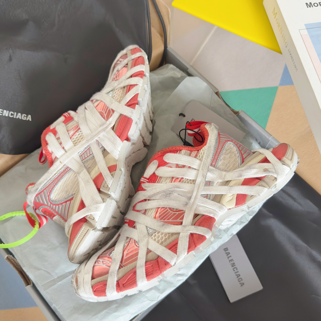 顶级版本:情侣款
Balenciaga巴黎世家 3XL系列Extreme Lace蜘蛛侠 绑带 厚底 休