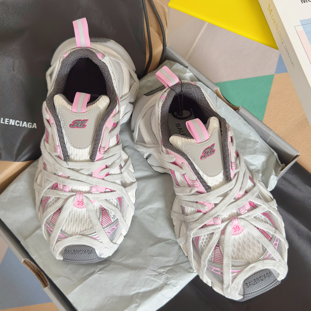 顶级版本:情侣款
Balenciaga巴黎世家 3XL系列Extreme Lace蜘蛛侠 绑带 厚底 休