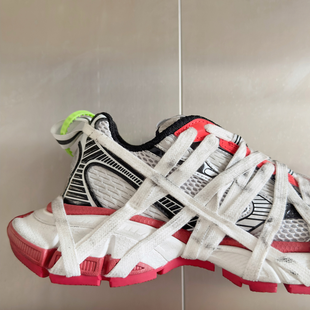 顶级版本:情侣款
Balenciaga巴黎世家 3XL系列Extreme Lace蜘蛛侠 绑带 厚底 休
